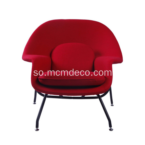 Classic Eero Saarinen Womb Red Cahsmere Lounge Guddoomiye